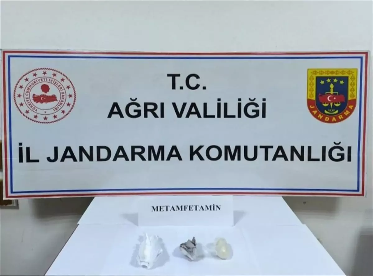 Ağrı’da Uyuşturucu Operasyonu: 3 Tutuklama