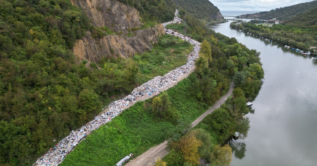 Bartın’da utandıran manzara: Metrelerce uzayan çöp yığınlarına inceleme