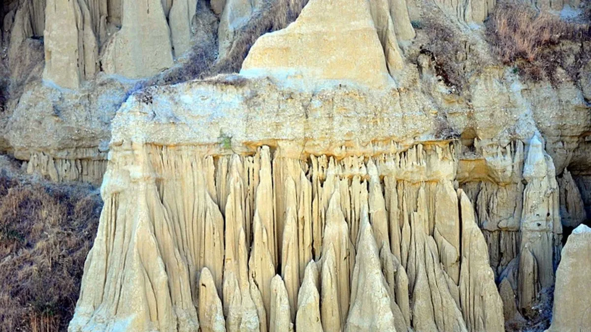Manisa’nın yeni gözdesi: İşte KulaPeribacaları!