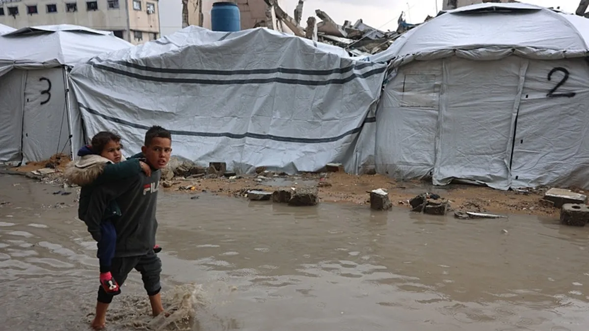 İsrail zulmünün yaşandığı Gazze’den dünyaya feryat: Savaştan ölmezsek soğuktan öleceğiz!