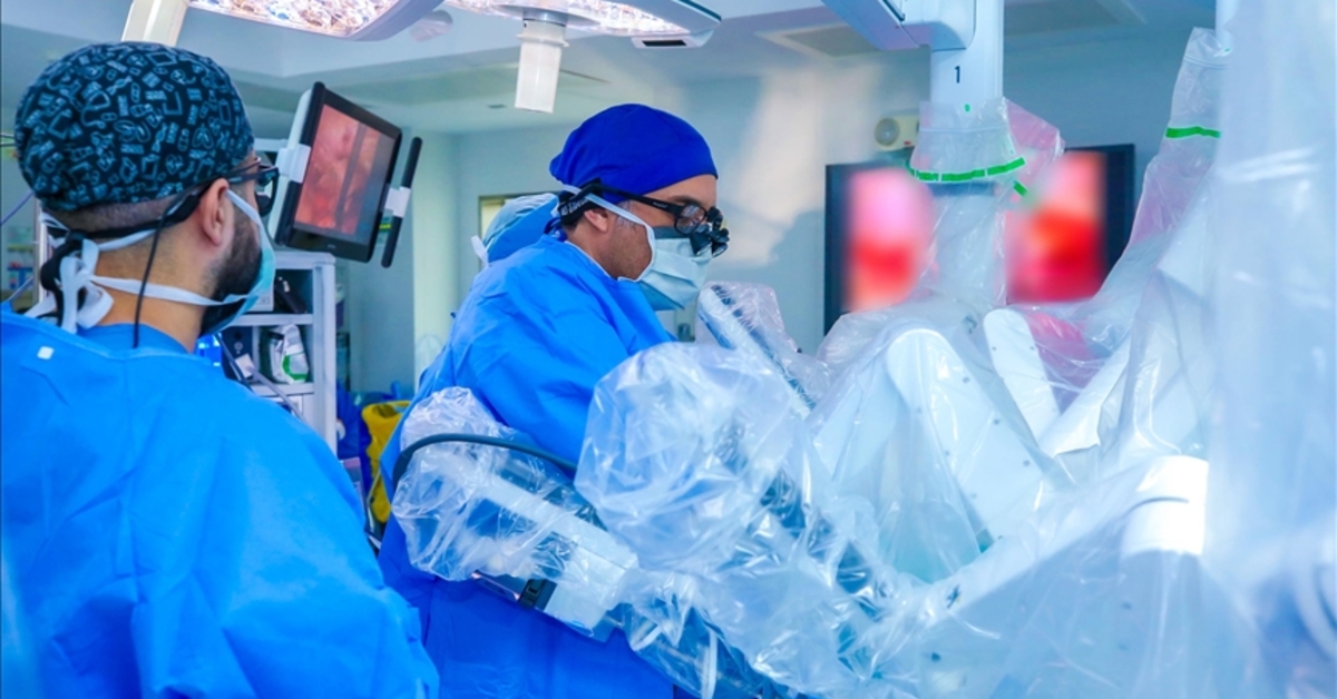 Suudi Arabistan’da robot yardımlı kalp ameliyatı gerçekleştirildi