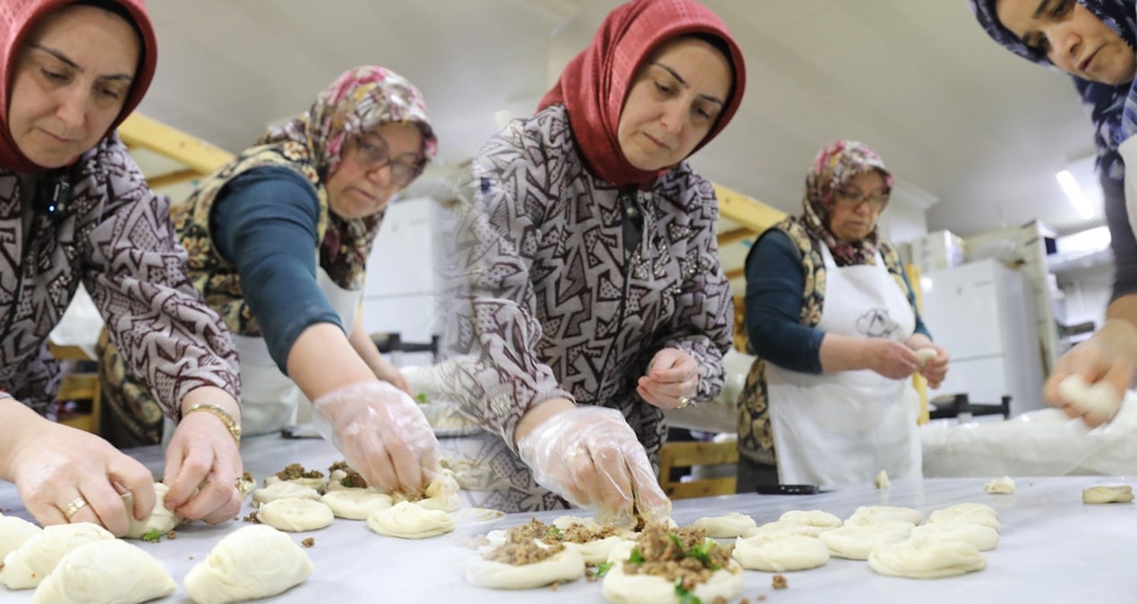 Bir tarifle başladı: 20 kadına iş kapısı oldu