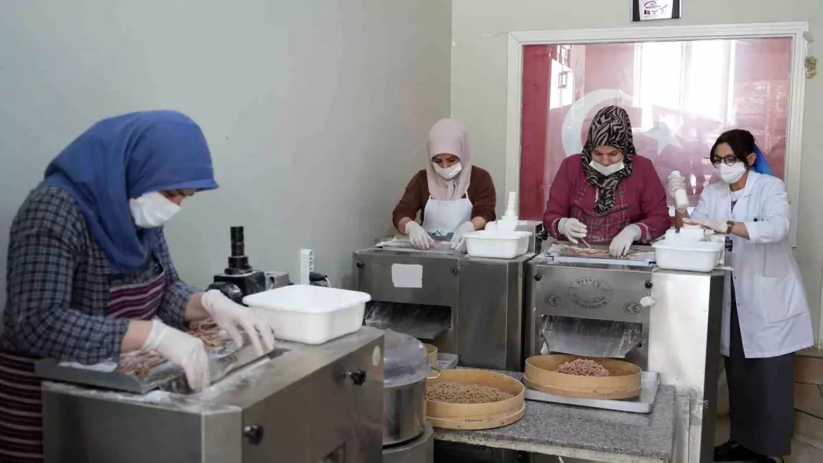 Gaziantep’te Yuvalama Geleneği Teknolojiyle Buluştu