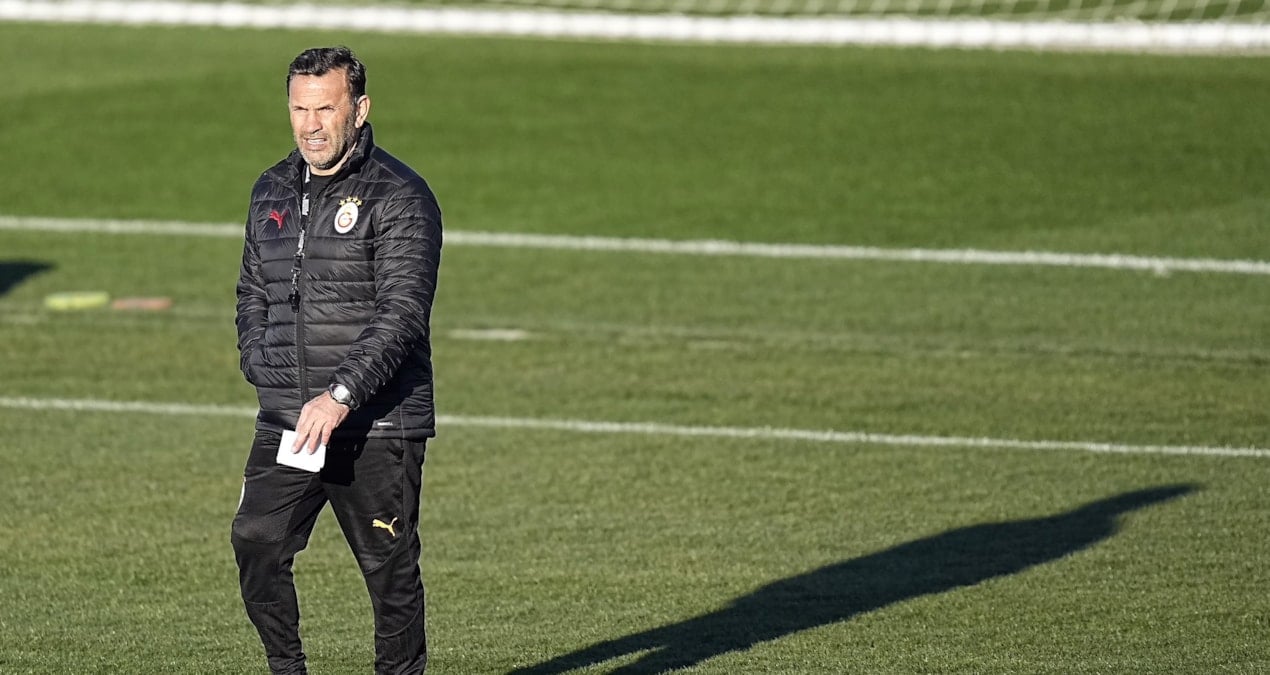 Okan Buruk ile 1 yıl daha