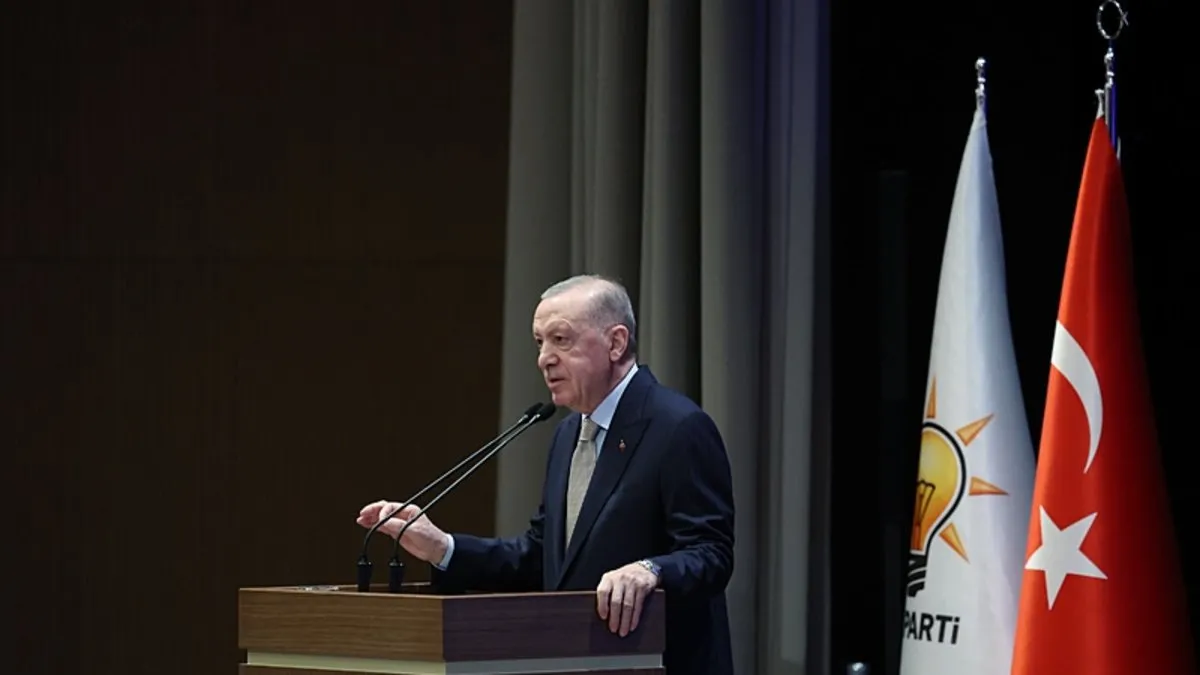 Son dakika: Başkan Erdoğan’dan sokak çağrısı yapan Özgür Özel’e sert tepki: CHP marjinal bir örgüt gibi hareket ediyor