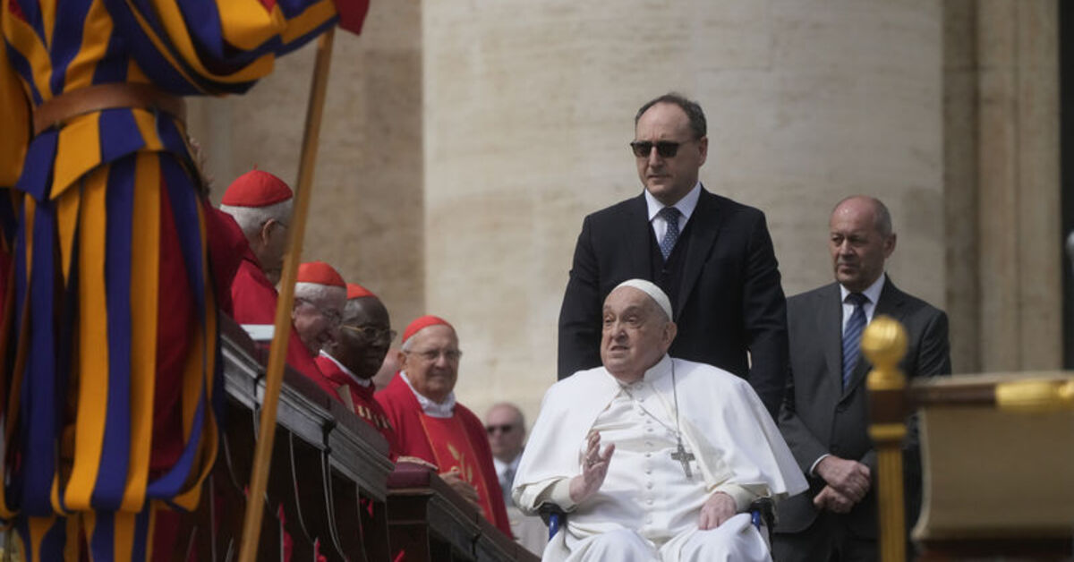 Papa Francis hayatını kaybetti